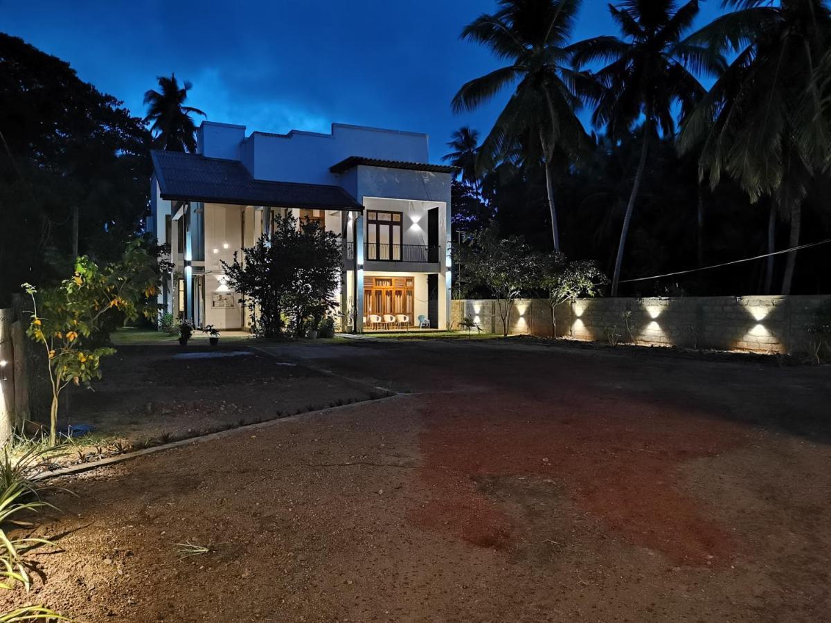 Ruwinsons Canal Garden Anuradhapura Zewnętrze zdjęcie