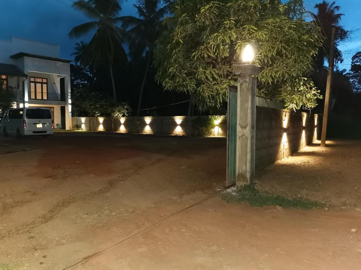Ruwinsons Canal Garden Anuradhapura Zewnętrze zdjęcie